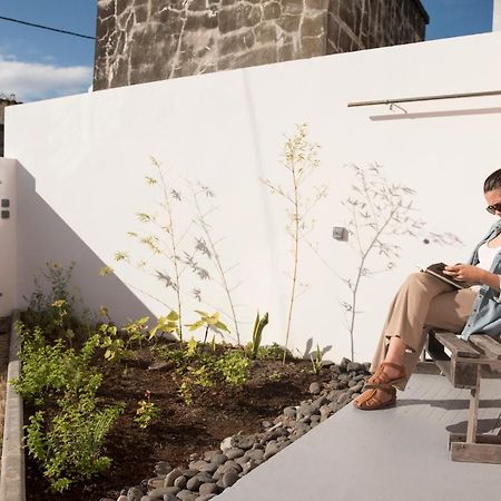 Azorean Stones House Ap B, Vila Do Porto, Acores Apartament Zewnętrze zdjęcie